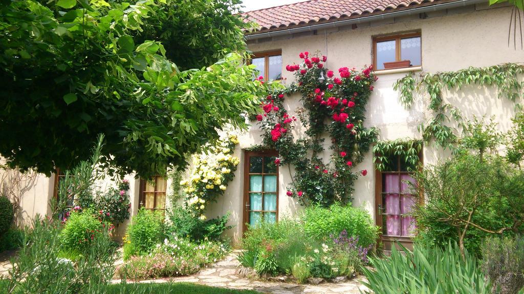 Paysannerie Des Versanes - Chambres Et Gite ツール・ド・フォーレ エクステリア 写真
